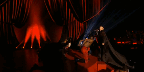tumblr_nkdvi7sudU1qbtqgmo1_500.gif