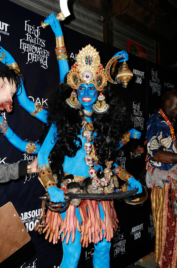 618_showbiz_halloween_heidi_klum.jpg