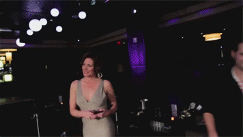 rs_356x200-170803150731-countess.gif