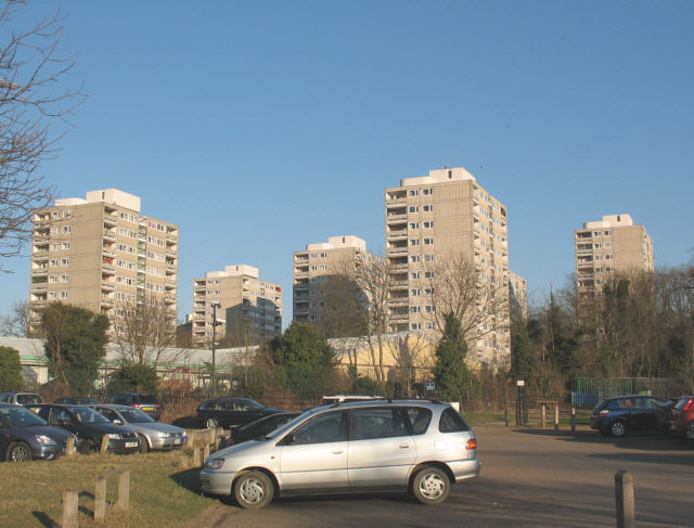 Alton_Estate_Roehampton_London.jpg
