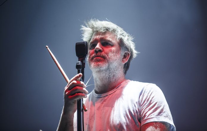 James-Murphy-LCD-Soundsystem-696x442.jpg