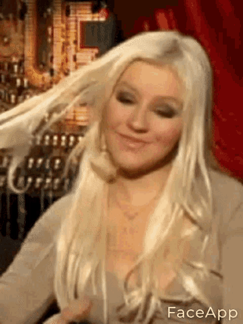 christina-aguilera.gif