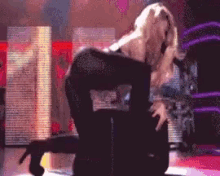 tenor.gif