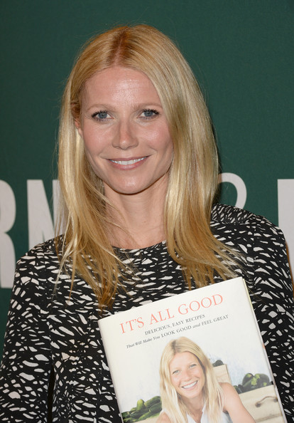 Gwyneth+Paltrow+Signs+Copies+New+Book+Good+q8H5ldGsZFKl.jpg