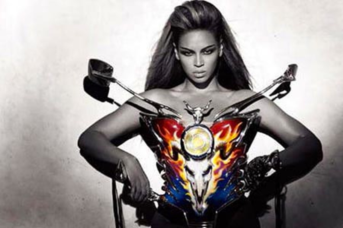 beyonce-in-thierry-mugler.jpg