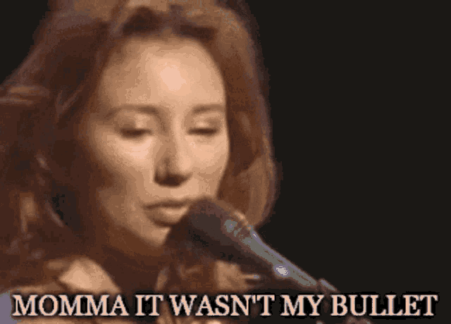 tori-amos-little-amsterdam.gif